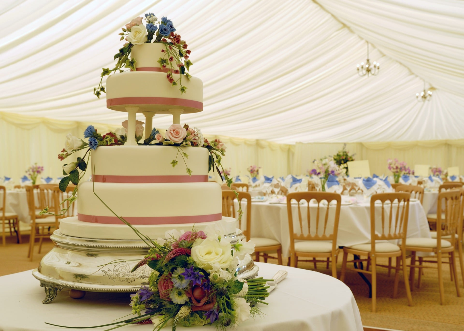wedding cake in marquee